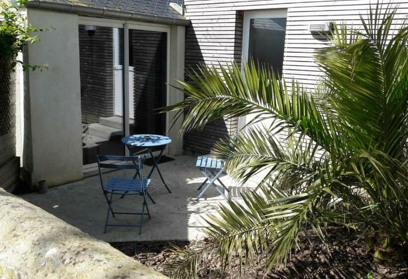 مبيت وإفطار La Chambre ô Z Amis