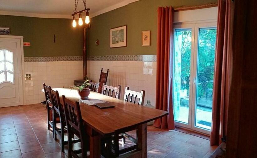 Bed and Breakfast Quinta Dos Church