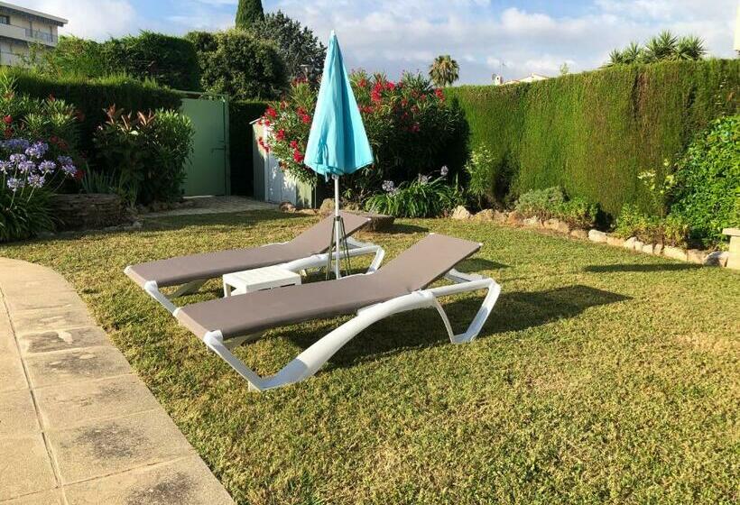 住宿加早餐  Villa C3 Arthur Rimbaub Chambre D’hôte Piscine Proche Mer Plage 600m