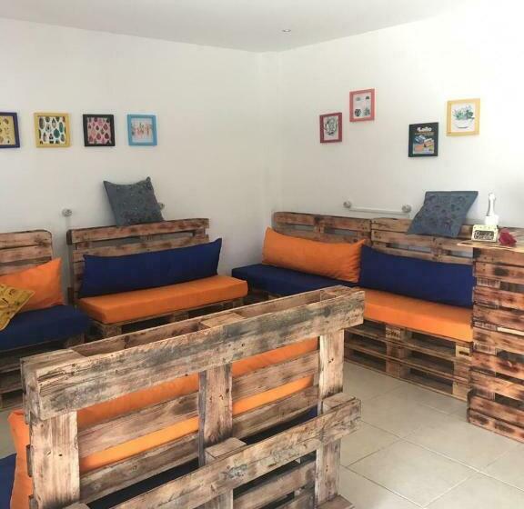 Hostel Ares Do Mundo