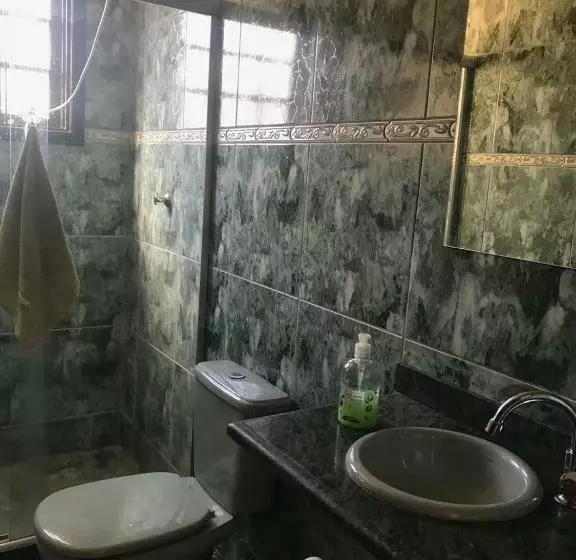 Hostel Ares Do Mundo