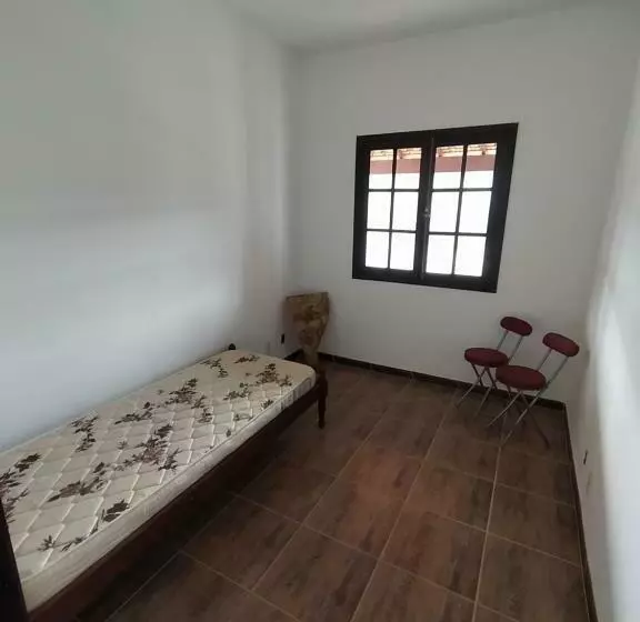 Hostel Ares Do Mundo