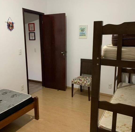 Hostel Ares Do Mundo