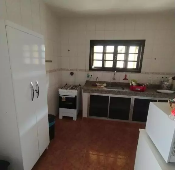 Hostel Ares Do Mundo