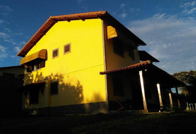 Hostel Ares Do Mundo