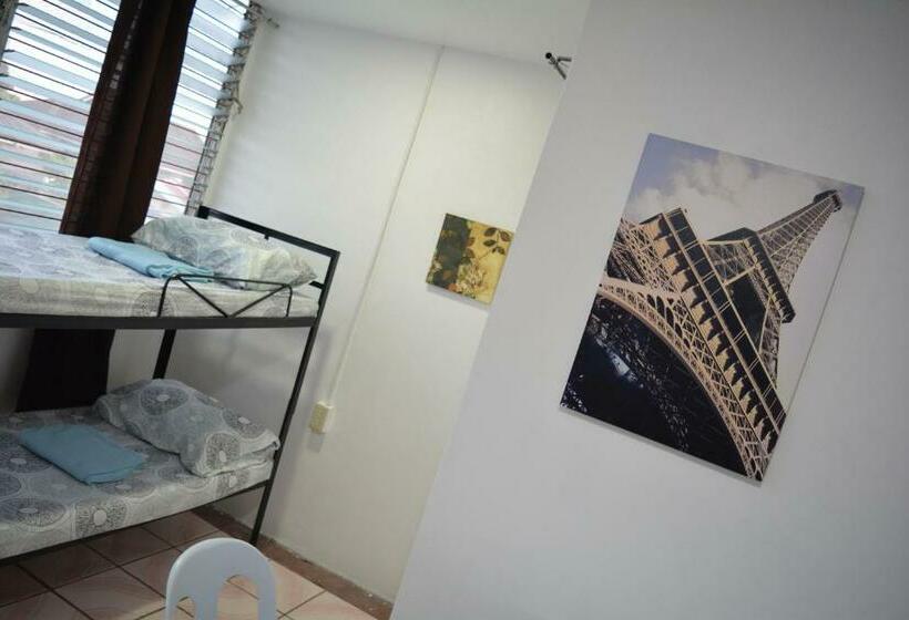 بنسيون Barkada / Group Budget Room Cebu City