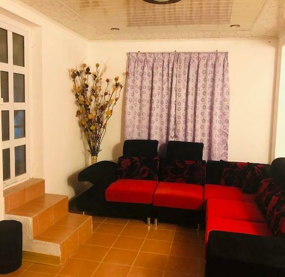 پانسیون Cozy House