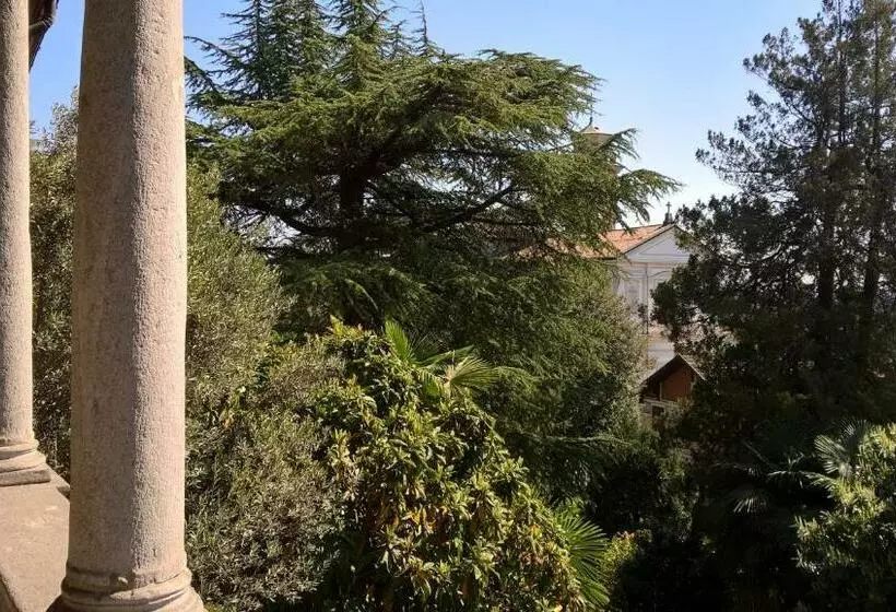 Aamiaismajoitus (B&B) Villa Magnolia Lago Maggiore