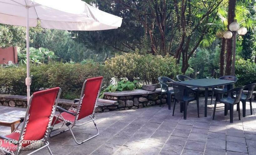 צימר Villa Magnolia Lago Maggiore