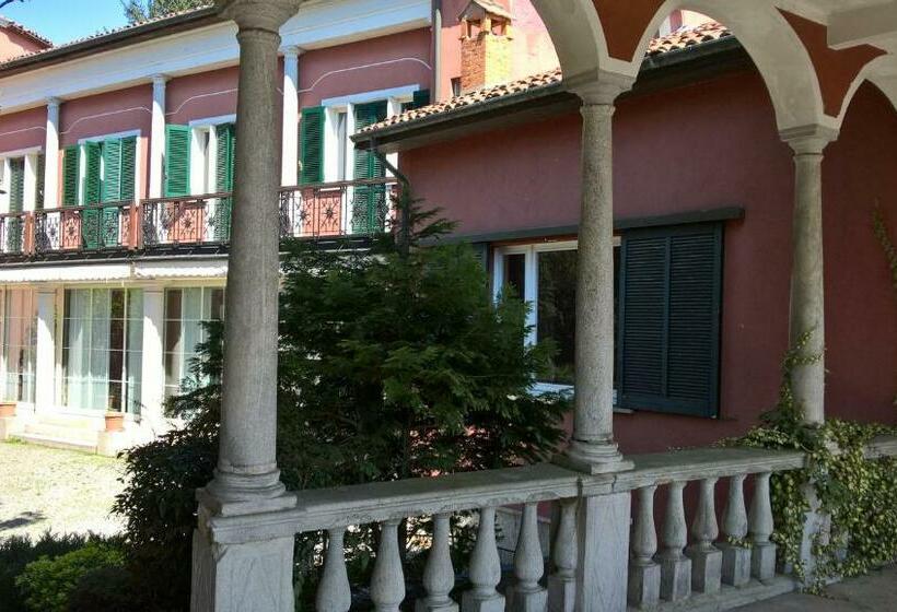 צימר Villa Magnolia Lago Maggiore