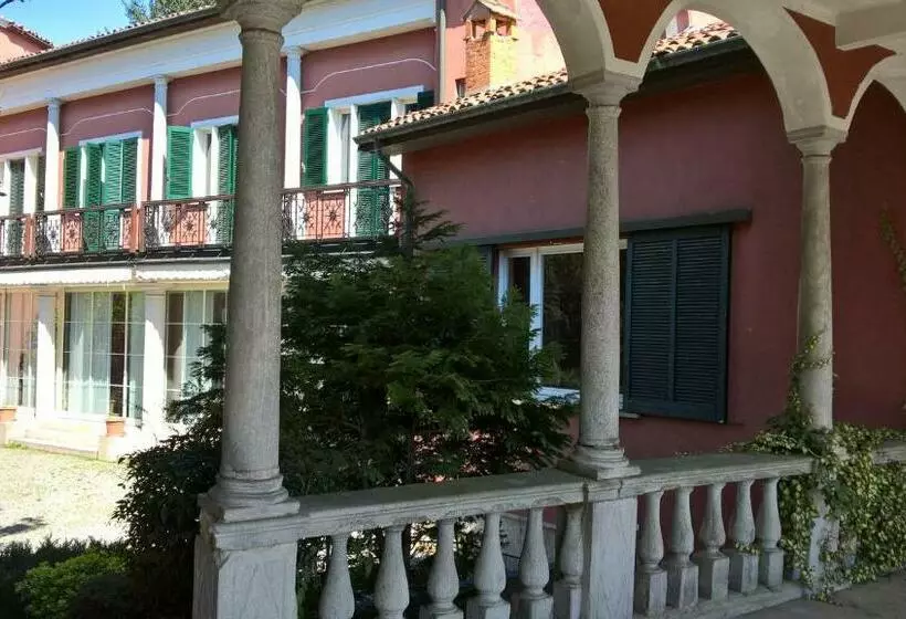 Aamiaismajoitus (B&B) Villa Magnolia Lago Maggiore