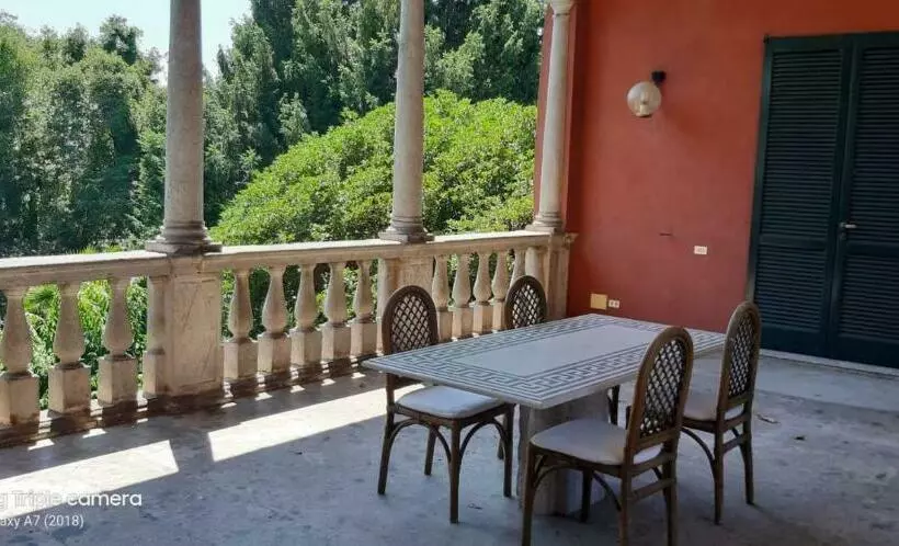 Aamiaismajoitus (B&B) Villa Magnolia Lago Maggiore