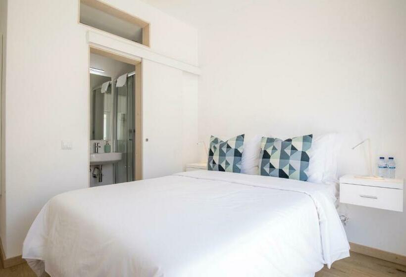 تختخواب و صبحانه Alto Mar Inn