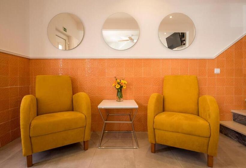 تختخواب و صبحانه Alto Mar Inn