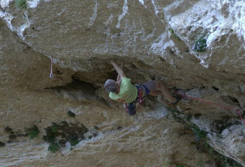 مبيت وإفطار Bed&climb Orco