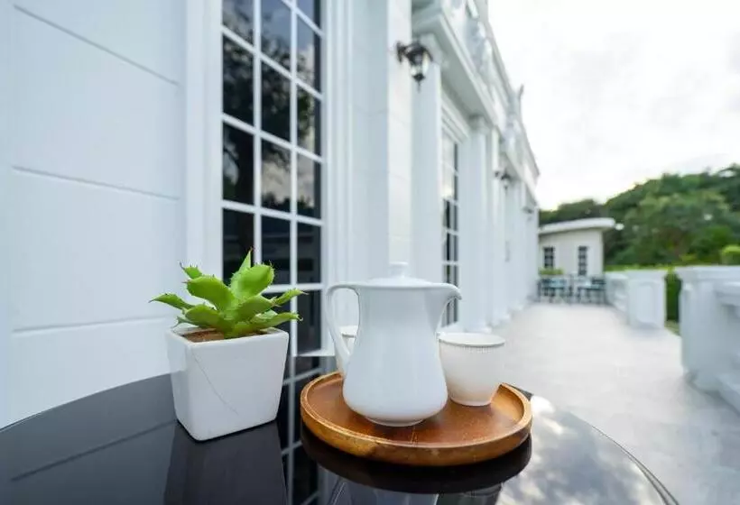 ベッドアンドブレックファースト Je T Aime Cafe & Villa