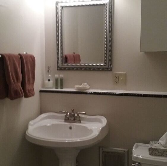 住宿加早餐  Smithville Historical Museum And Inn