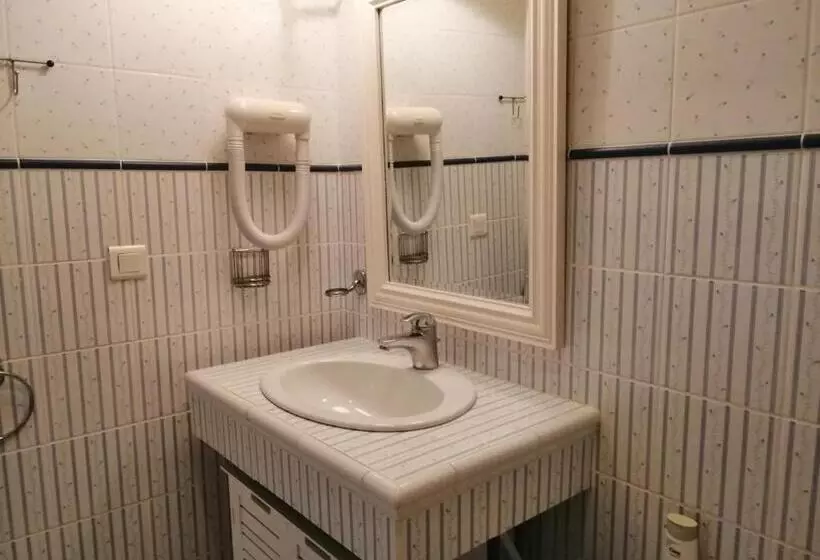 ペンション Chambres D´hôtes Le Cèdre Bleu