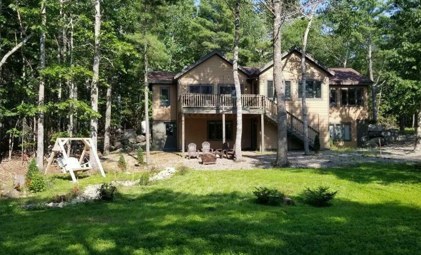 بنسيون Modern House Family Retreat