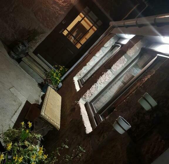 Пансион The Smiddy Suite