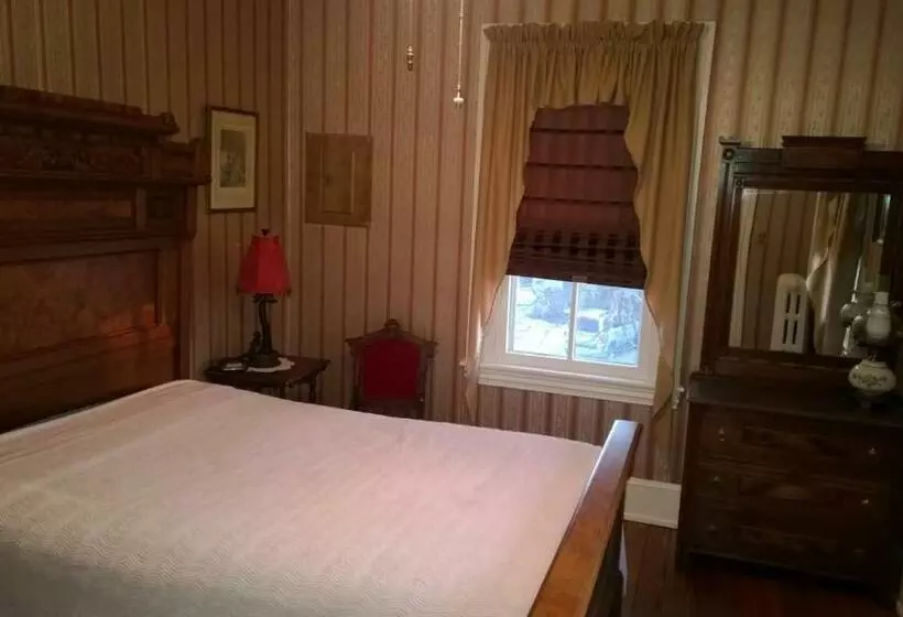 ペンション Thomas Webster House