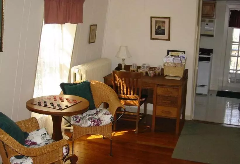 ペンション Thomas Webster House