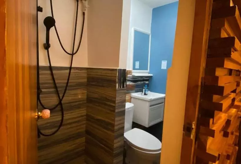 هاستل Michel Inn Coron