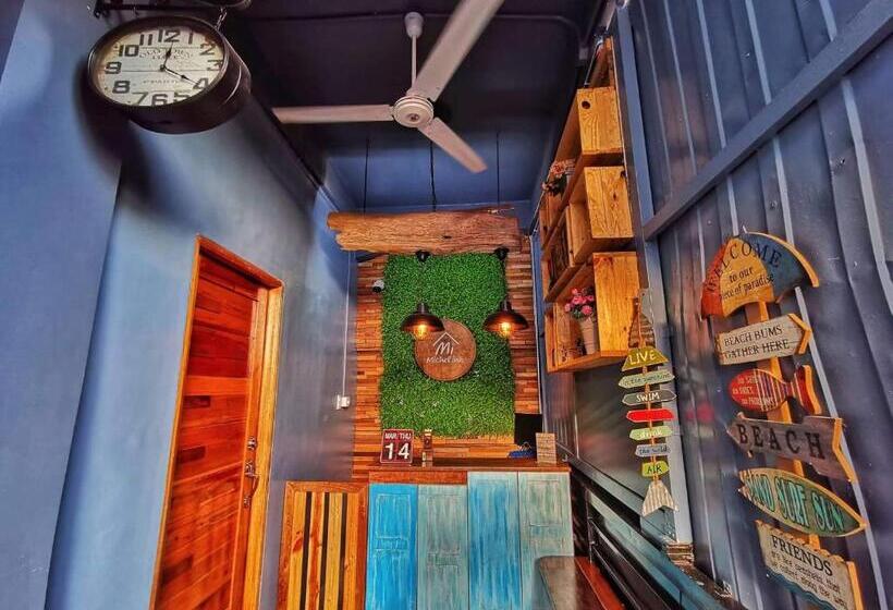 הוסטל Michel Inn Coron