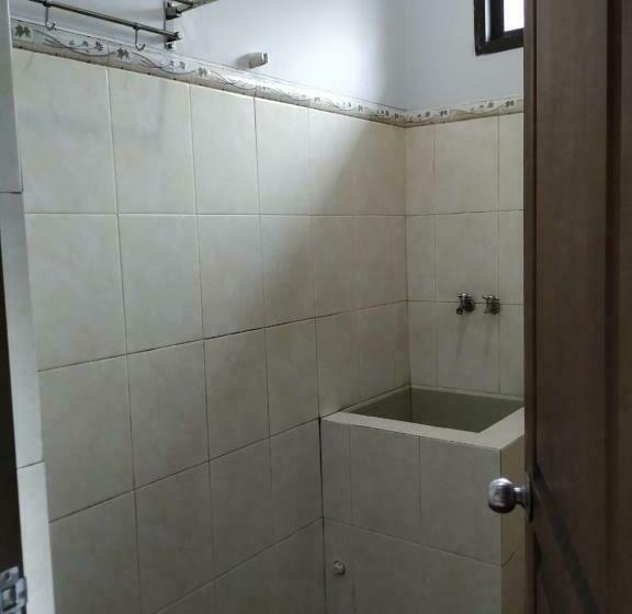 فندق صغير Ngebel Indah