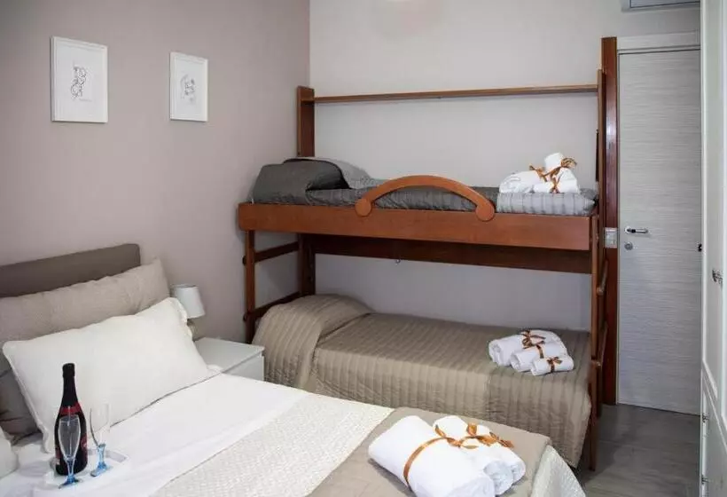 تختخواب و صبحانه L  Albero Di Giada