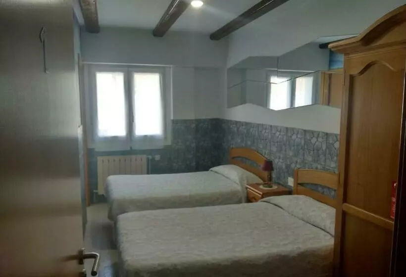 هتل Agerre Goikoa Agroturismo