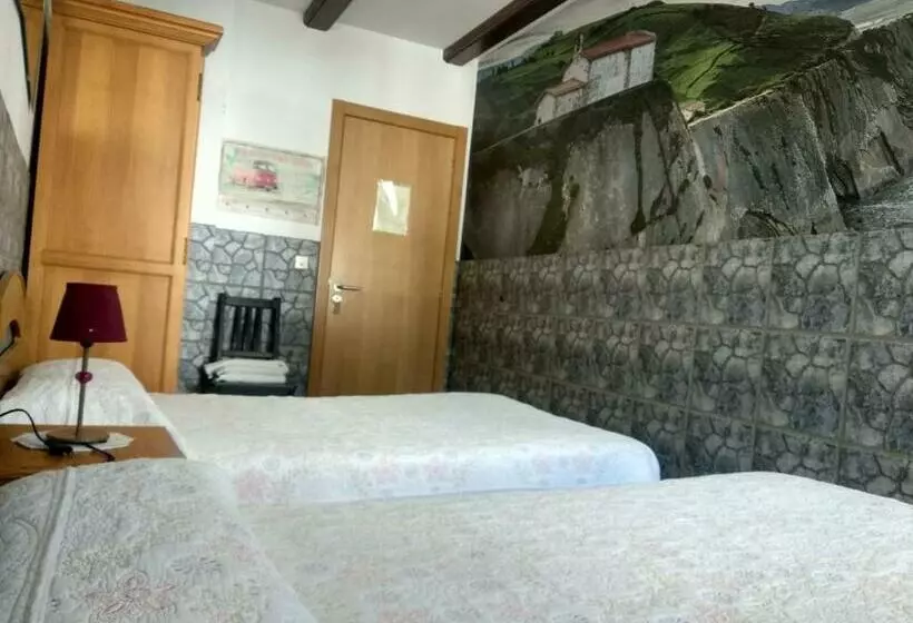 هتل Agerre Goikoa Agroturismo
