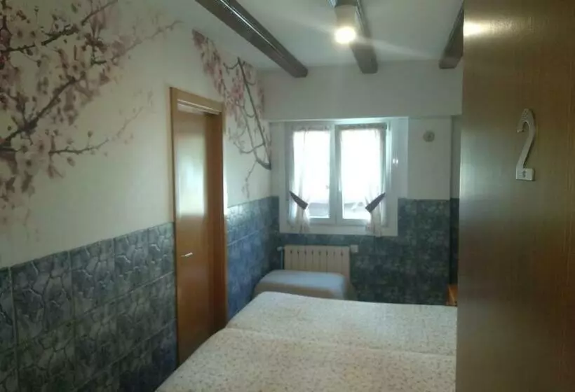 هتل Agerre Goikoa Agroturismo