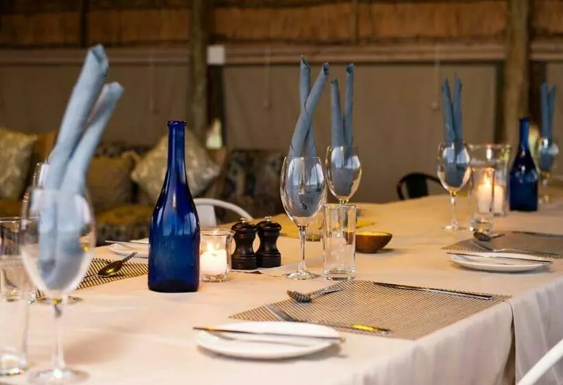 Hotelli Gugulesizwe Camp