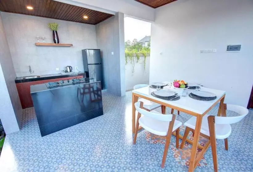 Hotelli Prawiba Villa