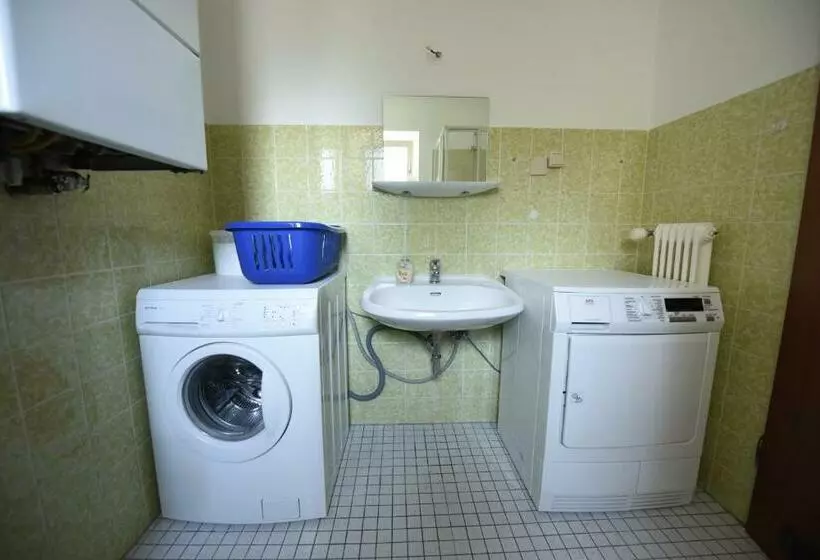 پانسیون Design Apartments 2