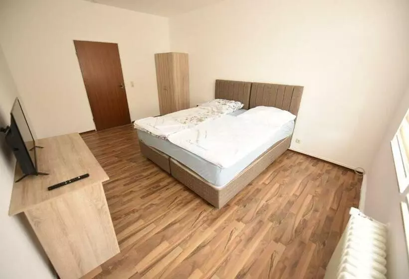 پانسیون Design Apartments 2