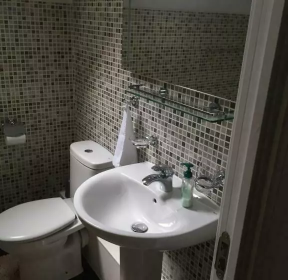 Majatalo Benjamin Guest House