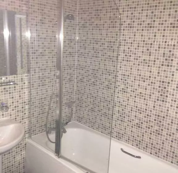 Majatalo Benjamin Guest House