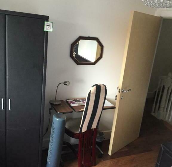 膳宿费 Benjamin Guest House