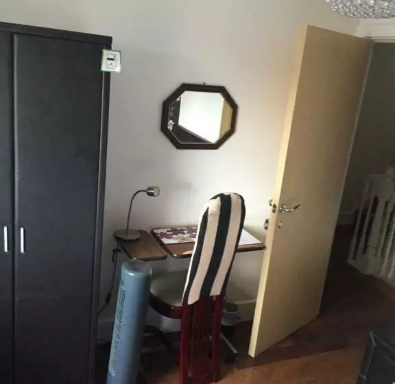 Majatalo Benjamin Guest House