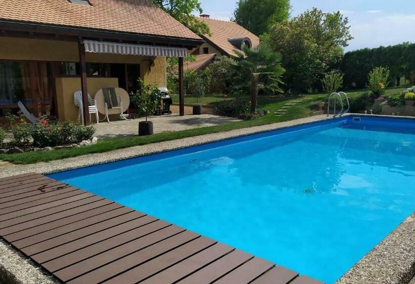 Pensió Guest House La Sereine