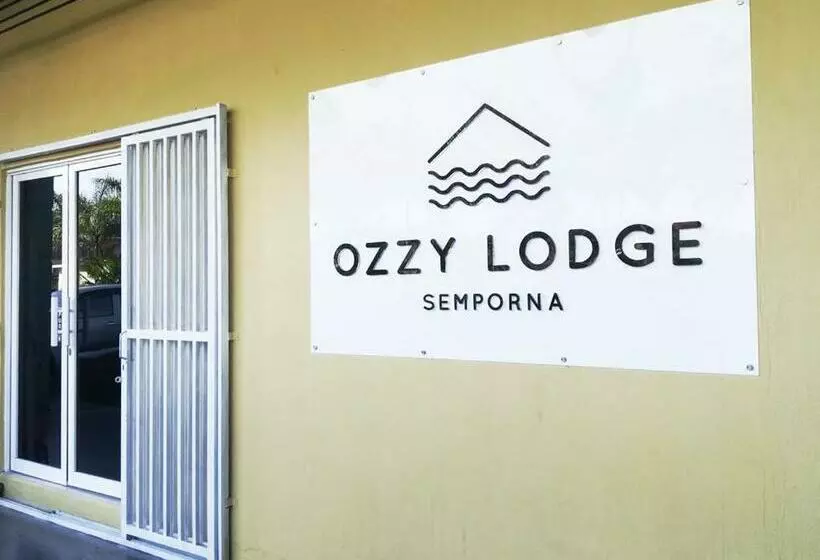 ユースホステル Ozzy Lodge Semporna