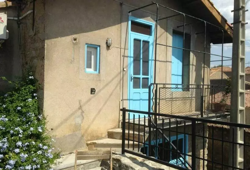 Aamiaismajoitus (B&B) Chambre Du Charron