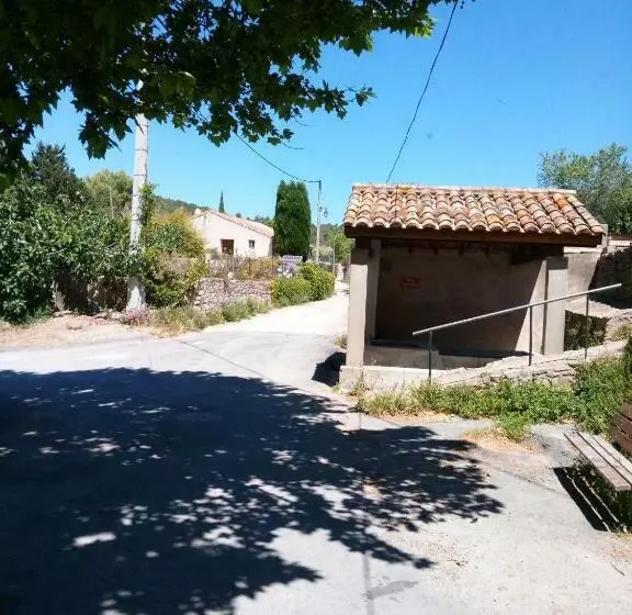 Aamiaismajoitus (B&B) Chambre Du Charron