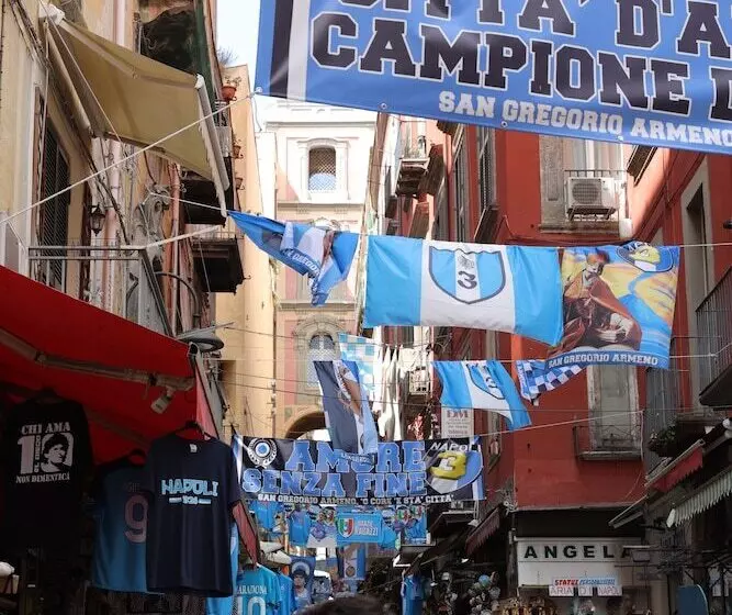 Aamiaismajoitus (B&B) L Ammor E Napule