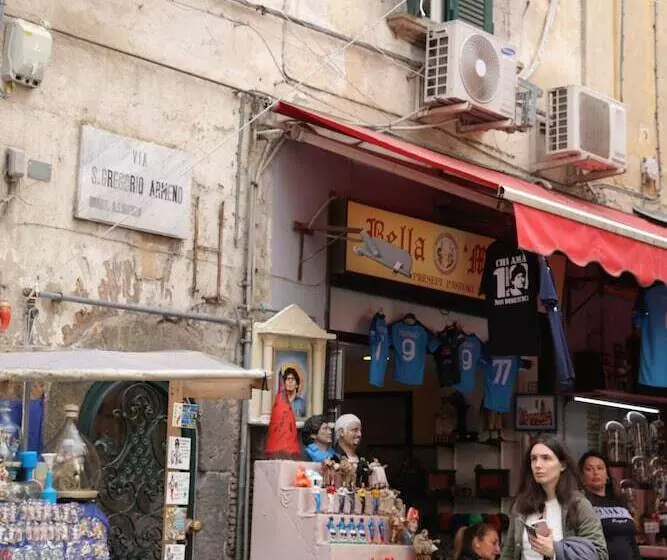 Aamiaismajoitus (B&B) L Ammor E Napule