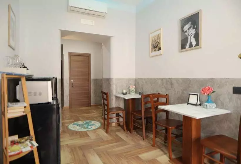 Aamiaismajoitus (B&B) L Ammor E Napule