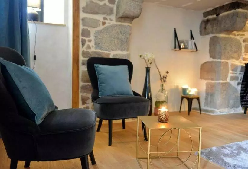 Aamiaismajoitus (B&B) L Esperluète