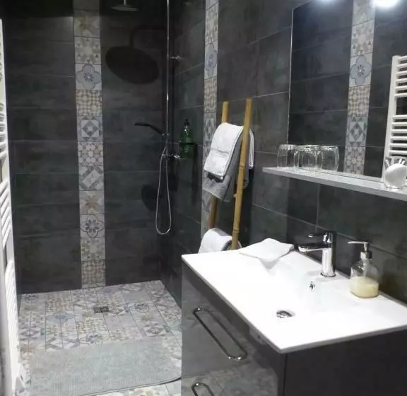 Aamiaismajoitus (B&B) L Esperluète